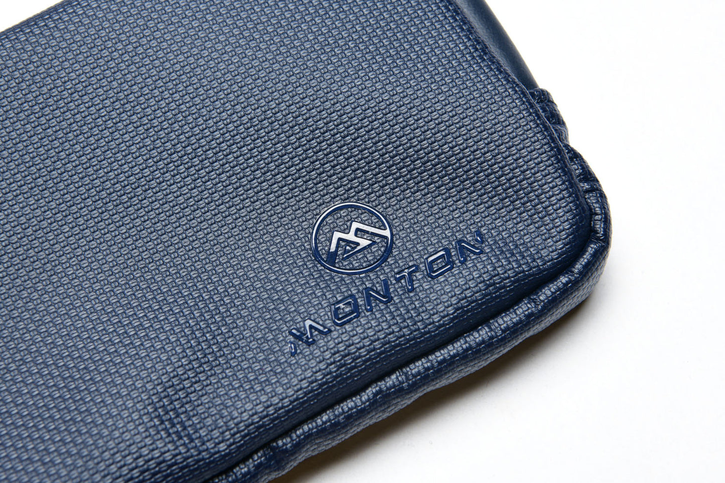 TRAVELER Essentials Case - Blue